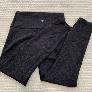 Lululemon wonder train